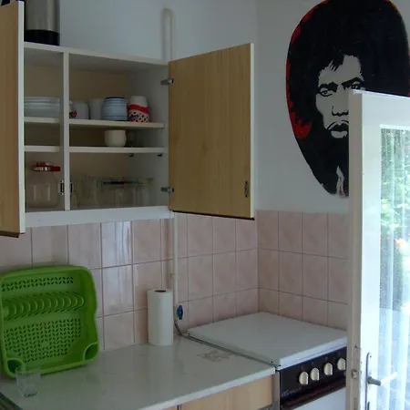 Strandkoezeli Nyaralohaz Apartment Balatonboglár